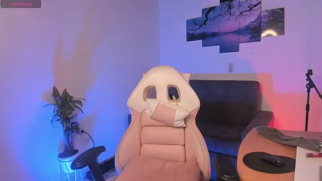 Snapshot of odelei chatting on 03-08-25, 07:38 odelei online show from 03-08-25, 07:38