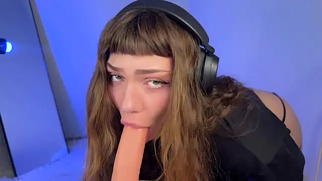 Snapshot of PaulaPratt chatting on 03-10-25, 03:56 PaulaPratt online show from 03-10-25, 03:56