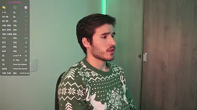 Snapshot of Tony_Wylie chatting on 12-10-24, 03:09 Tony Wylie online show from 12-10-24, 03:09