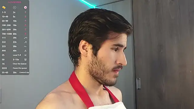 Snapshot of Tony_Wylie chatting on 12-13-24, 02:32 Tony Wylie online show from 12-13-24, 02:32