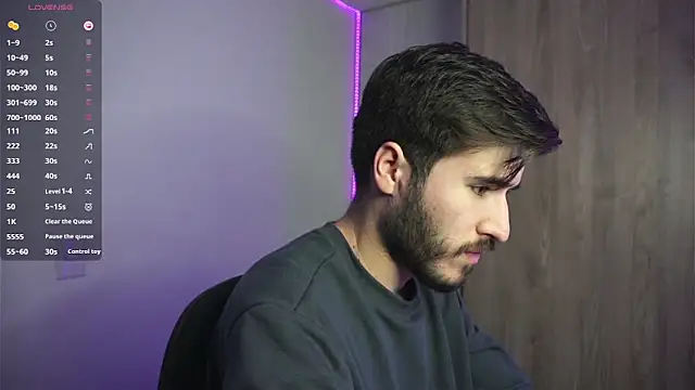 Snapshot of Tony_Wylie chatting on 01-08-25, 11:32 Tony Wylie online show from 01-08-25, 11:32