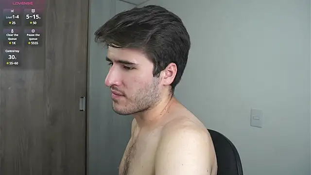 Snapshot of Tony_Wylie chatting on 02-04-25, 01:23 Tony Wylie online show from 02-04-25, 01:23