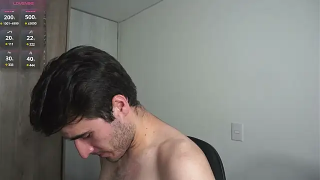 Snapshot of Tony_Wylie chatting on 02-05-25, 12:53 Tony Wylie online show from 02-05-25, 12:53