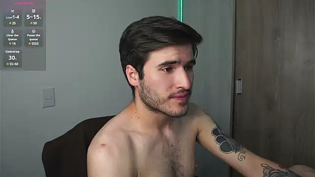 Snapshot of Tony_Wylie chatting on 02-10-25, 11:23 Tony Wylie online show from 02-10-25, 11:23