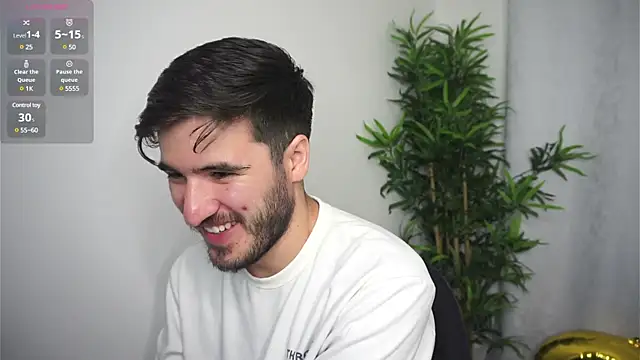 Snapshot of Tony_Wylie chatting on 02-28-25, 05:37 Tony Wylie online show from 02-28-25, 05:37