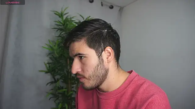 Snapshot of Tony_Wylie chatting on 03-18-25, 10:46 Tony Wylie online show from 03-18-25, 10:46