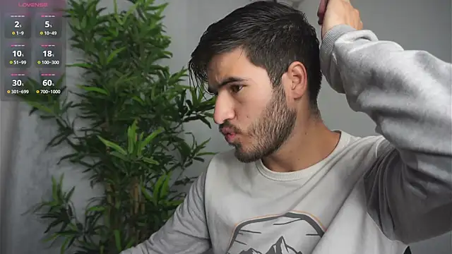 Snapshot of Tony_Wylie chatting on 03-20-25, 10:21 Tony Wylie online show from 03-20-25, 10:21