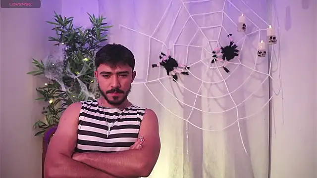 Snapshot of Tony_Wylie chatting on 10-27-25, 08:46 Tony Wylie online show from 10-27-25, 08:46