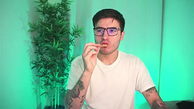 Tony Wylie online show from 11-15-25, 10:12