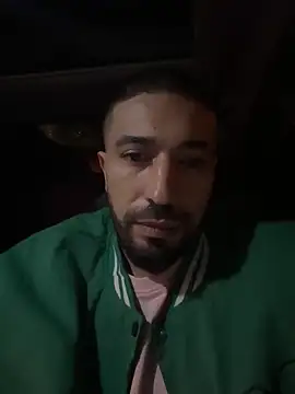 Snapshot of djtimka chatting on 09-28-25, 01:44 djtimka online show from 09-28-25, 01:44