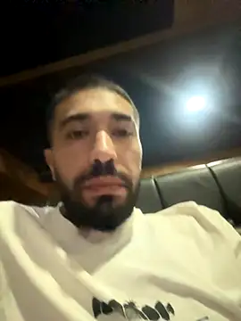 Snapshot of djtimka chatting on 10-06-25, 04:59 djtimka online show from 10-06-25, 04:59