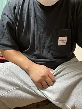 Snapshot of sakuto07 chatting on 10-15-25, 02:06 sakuto07 online show from 10-15-25, 02:06