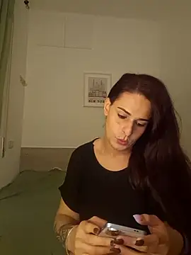 perla97 online show from 10-18-25, 06:41