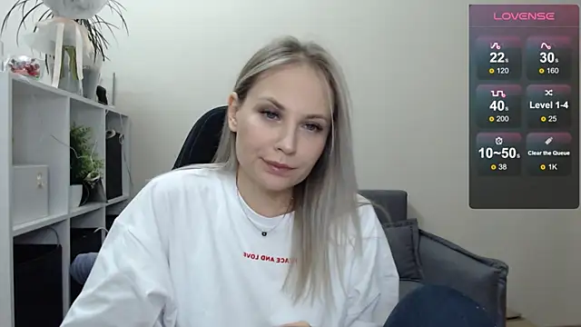 Sunny bunny6 online show from 02-18-25, 01:00