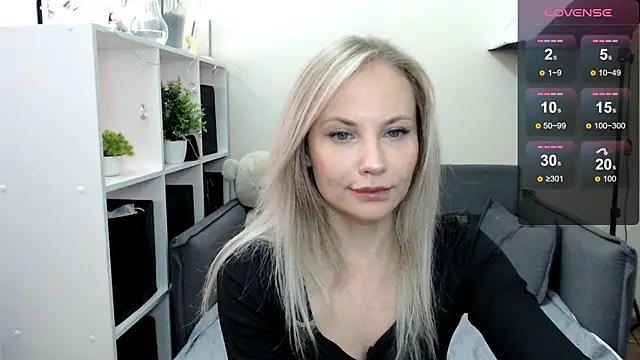 Sunny bunny6 online show from 09-19-25, 06:04