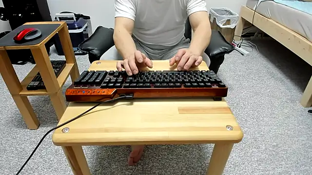 Snapshot of hachunemiku chatting on 03-02-25, 01:49 hachunemiku online show from 03-02-25, 01:49