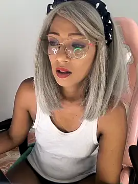 Snapshot of Amaliu_ chatting on 02-01-25, 07:34 Amaliu online show from 02-01-25, 07:34