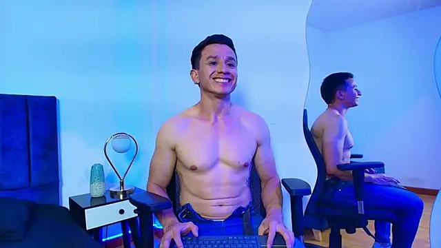 Andrewfalcon online show from 09-13-25, 07:35