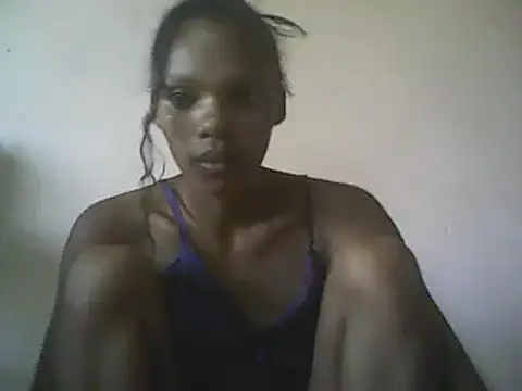 Snapshot of Antsoalie chatting on 01-06-25, 06:47 Antsoalie online show from 01-06-25, 06:47