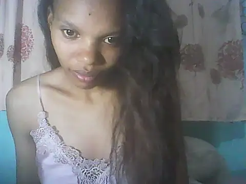 Snapshot of Antsoalie chatting on 11-10-25, 06:29 Antsoalie online show from 11-10-25, 06:29