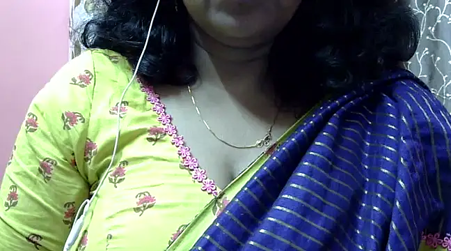 Riya riyaa online show from 12-18-24, 11:34