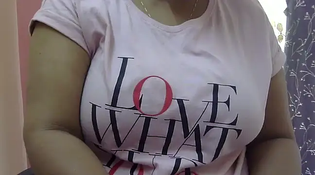 Riya riyaa online show from 01-10-25, 07:57