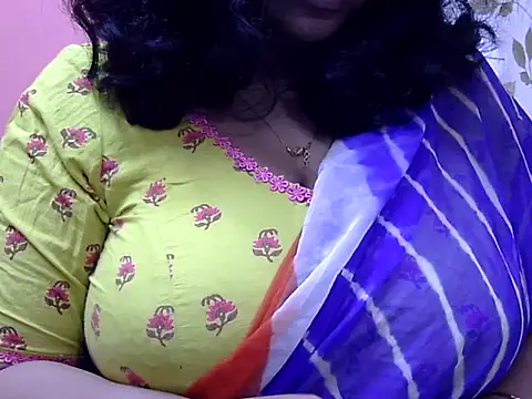 Riya riyaa online show from 01-18-25, 02:44