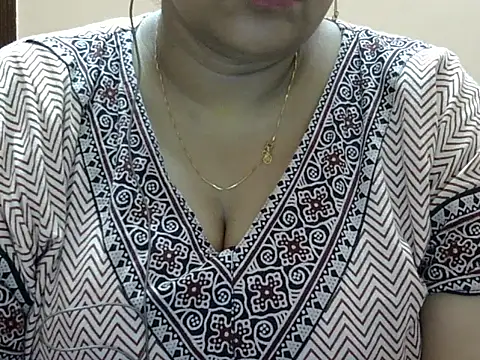 Riya riyaa online show from 09-19-25, 04:07