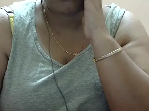 Riya riyaa online show from 09-20-25, 04:19