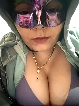 Snapshot of Anjalihotwife chatting on 12-29-24, 12:01 Anjalihotwife online show from 12-29-24, 12:01