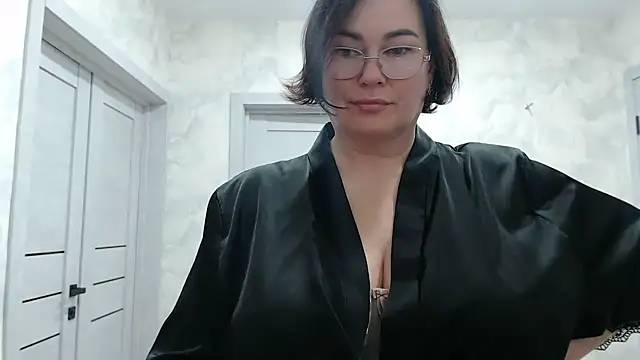 Nora Star online show from 09-23-25, 07:28