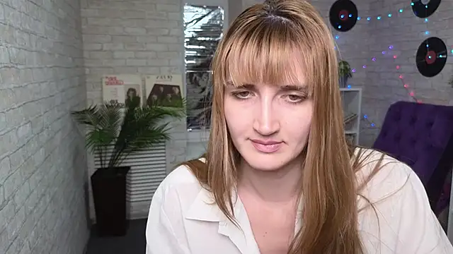 Nika Kitten online show from 02-19-25, 05:38