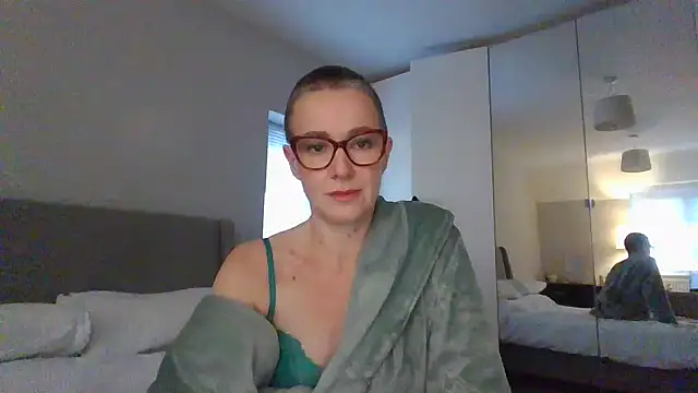 ELEGANT-ARIA36 online show from 01-07-25, 03:23