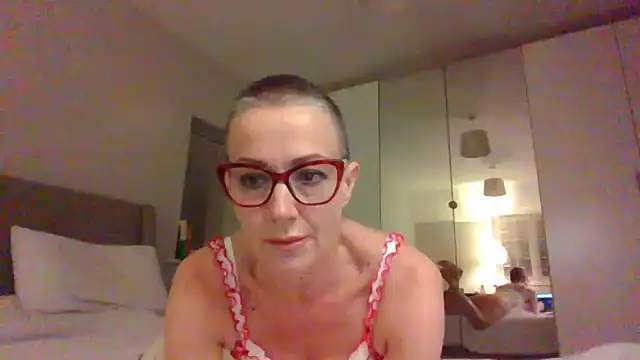 ELEGANT-ARIA36 online show from 01-26-25, 05:44