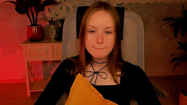 Snapshot of VivienLeeigh chatting on 12-10-24, 04:17 VivienLeeigh online show from 12-10-24, 04:17