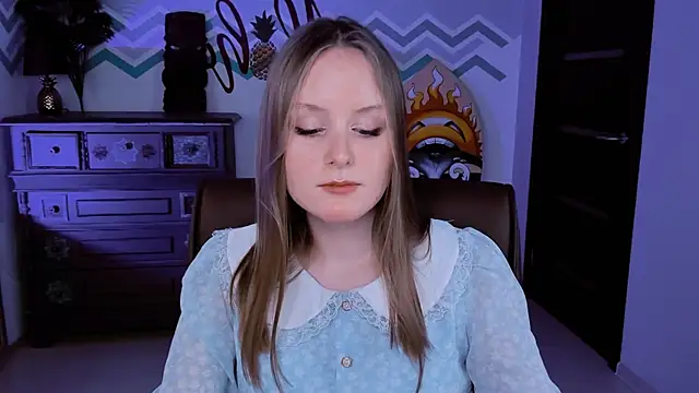 Snapshot of VivienLeeigh chatting on 03-13-25, 11:16 VivienLeeigh online show from 03-13-25, 11:16