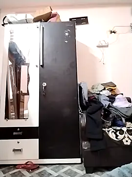 Snapshot of zeevaansari chatting on 02-27-25, 06:18 zeevaansari online show from 02-27-25, 06:18