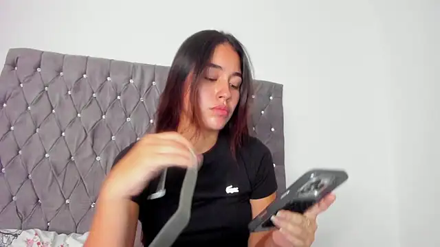 AriaMontgomery online show from 09-18-25, 05:31