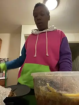 MsSapPhire500 online show from 03-14-25, 01:37