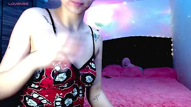 holy juli online show from 11-26-25, 03:40