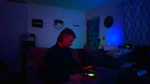 Snapshot of onlym4m chatting on 02-24-25, 02:19 onlym4m online show from 02-24-25, 02:19