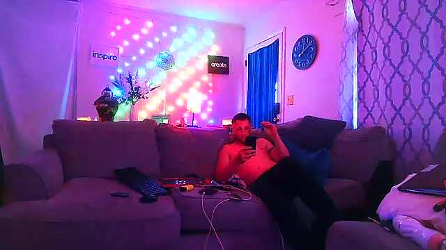 Snapshot of onlym4m chatting on 03-19-25, 05:17 onlym4m online show from 03-19-25, 05:17