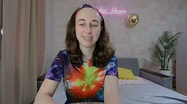 Anika bloom online show from 02-17-25, 07:26