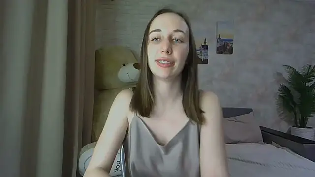 Snapshot of Anika_bloom chatting on 11-06-25, 09:21 Anika bloom online show from 11-06-25, 09:21