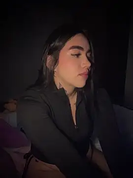 Nickiiiii online show from 10-09-25, 03:04