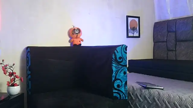 Snapshot of Dan_brownn chatting on 03-13-25, 06:01 Dan brownn online show from 03-13-25, 06:01