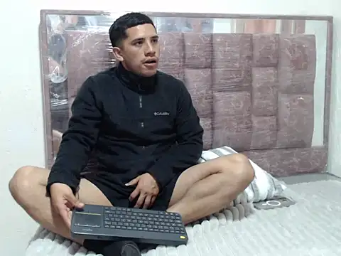 Snapshot of Deportist chatting on 09-10-25, 08:20 Deportist online show from 09-10-25, 08:20