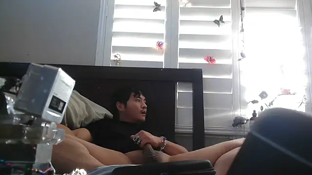 cloudyspun online show from 11-23-25, 03:56