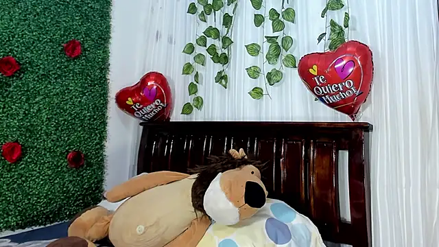 lina paola9 online show from 02-15-25, 02:26