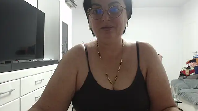 Amandamuller1982 online show from 11-01-25, 08:00